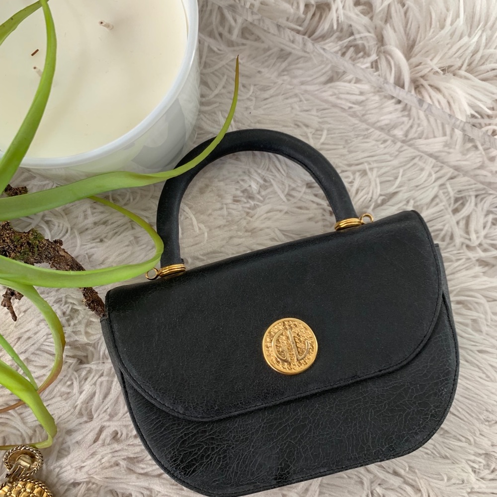 Vintage GUY LAROCHE Black leather handle Bag